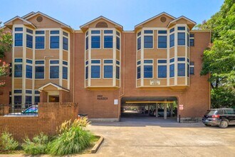 Building Photo - K624 - Wedgewood # 301