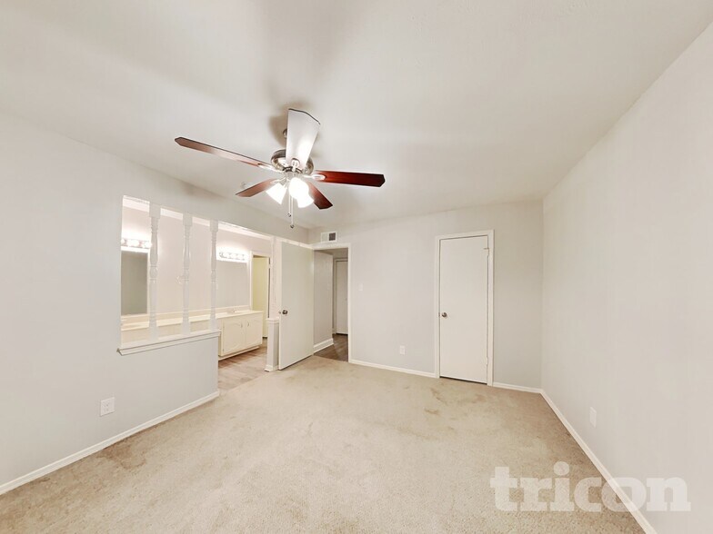Building Photo - 604 Heritage Hill Dr