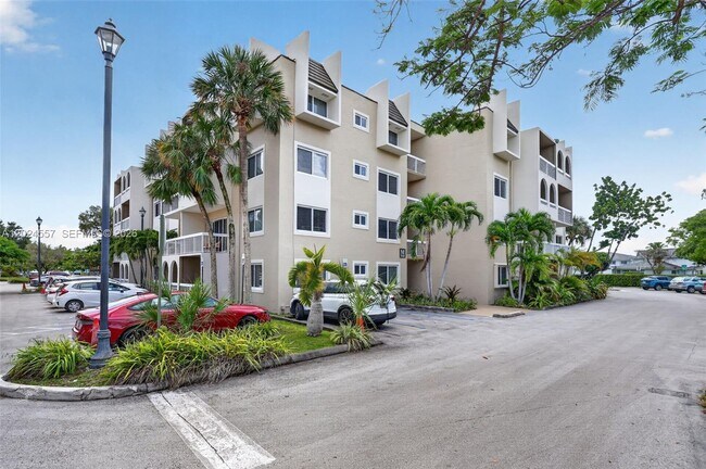 Building Photo - 7920 Camino Real