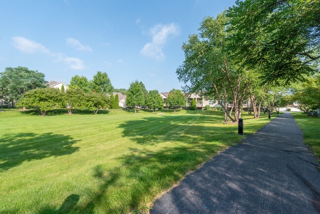 Building Photo - 880 Countryfield Ln