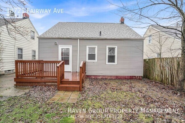 Building Photo - 18721 Fairway Ave