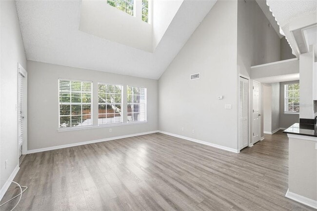 Building Photo - 3274 Haviland Ct