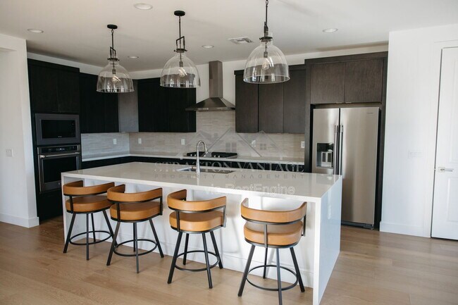 Building Photo - 10262 E Utah Ave