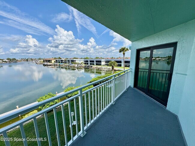 Building Photo - 1750 Commodore Blvd