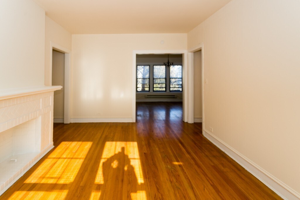 Building Photo - 1324 Oak Ave