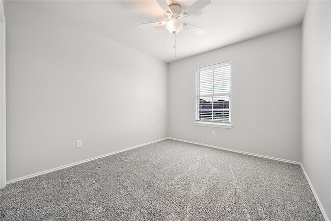 Building Photo - 9295 Inland Leather Ln