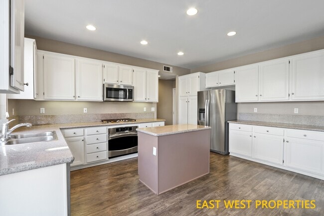 Building Photo - 2945 Schwendeman Ave