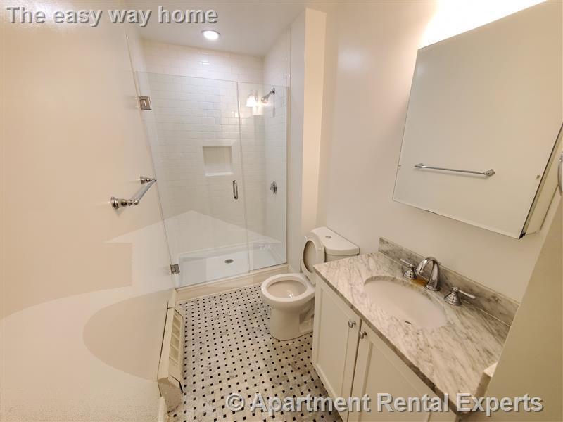 Building Photo - 65 Langdon St