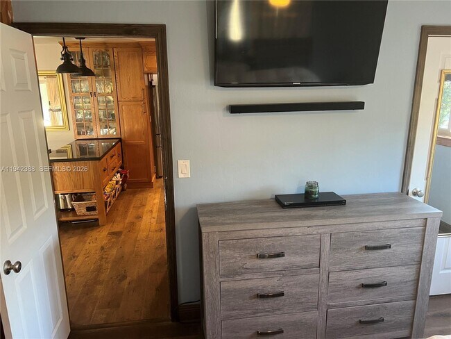 Building Photo - 8801 SW 42nd St