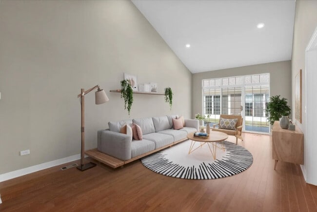 Building Photo - 713 Verandah Dr