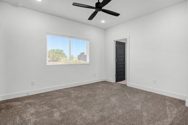 Building Photo - 3004 Alpha Wolf Ct