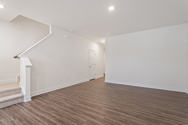 Building Photo - 61 Clear Bead Ct