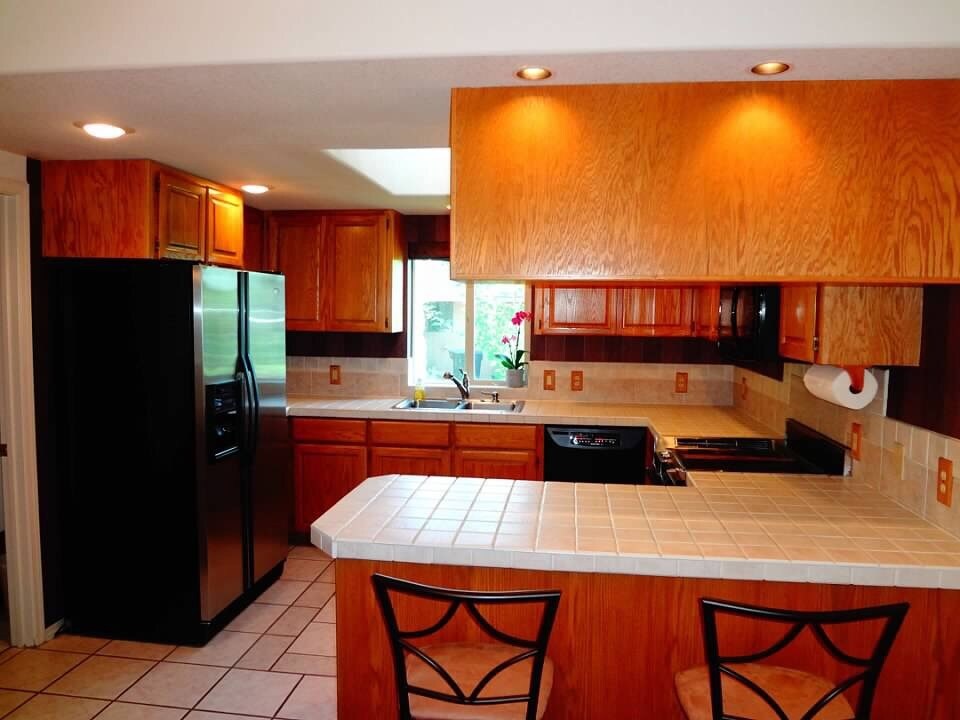 Building Photo - 1831 Fairway Dr