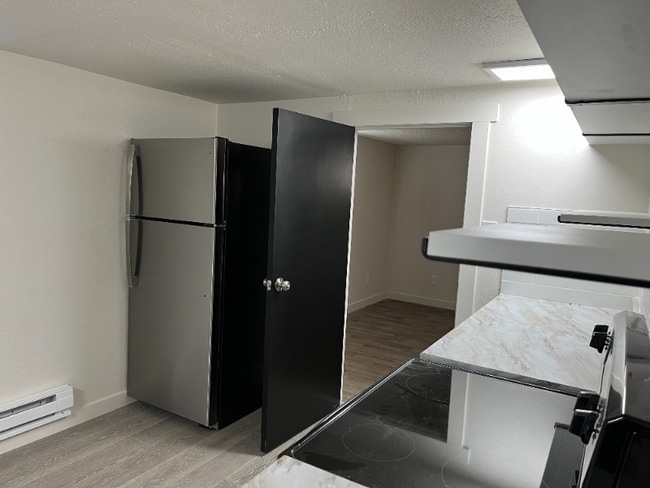 Building Photo - 1310 15th Ave