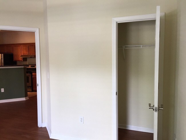 Building Photo - 2 Bedroom 1 Bath Condo at Concord West of the Ashley - West Ashley