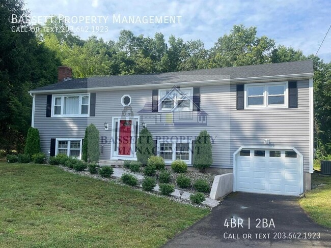 Primary Photo - 45 Carriage Dr