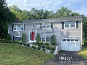 Building Photo - 45 Carriage Dr