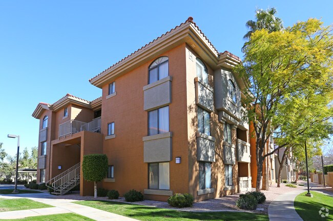 Building Photo - The Palms on Scottsdale