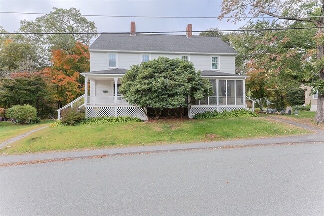 Primary Photo - 11 Hope St