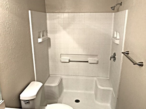 Building Photo - 7 Willow Lakes Dr