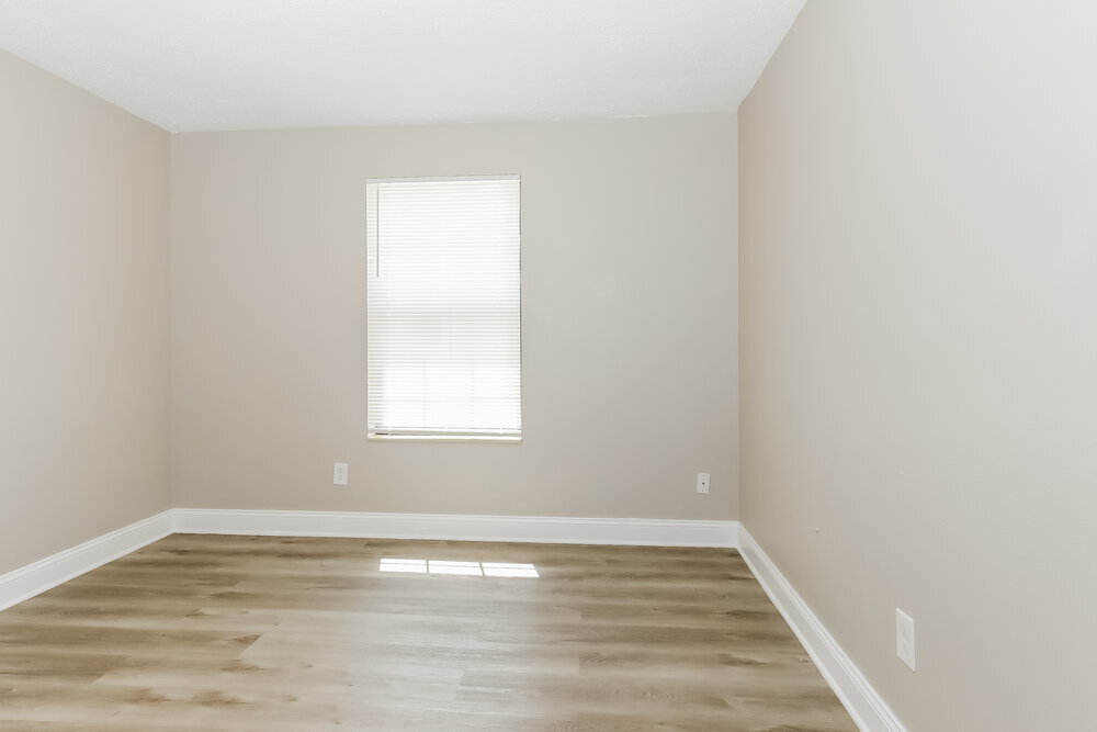 Building Photo - 1142 Monroe Blvd