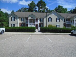 Building Photo - 322 Bubble Creek Ct