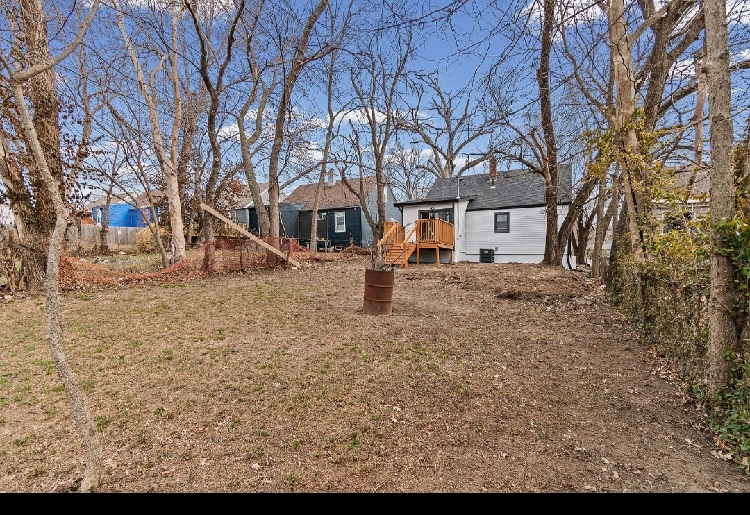 Building Photo - 5752 College Ave