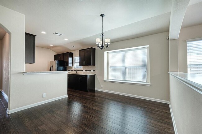 Building Photo - 320 Rock Mill Loop