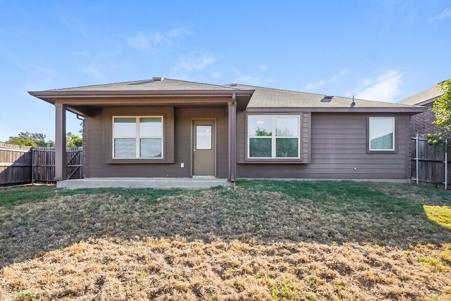 Building Photo - 4933 Lemon Grove Dr