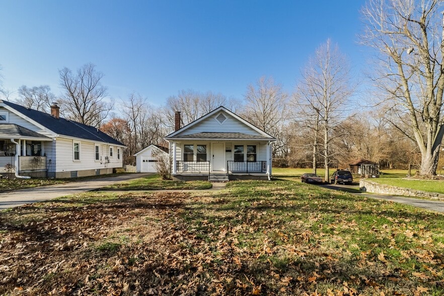 Building Photo - 1824 Winona Dr