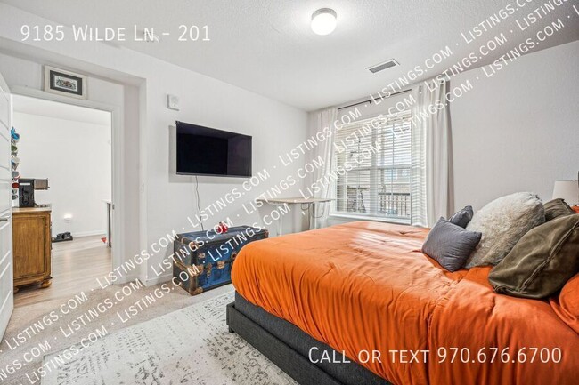 Building Photo - Spacious and Bright Modern 3-Bedroom Condo...