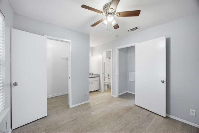 Building Photo - 430 Kendalia Ave