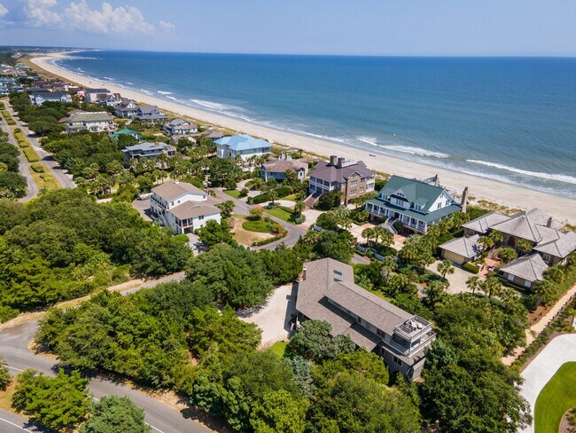 Building Photo - 931 Debordieu Blvd