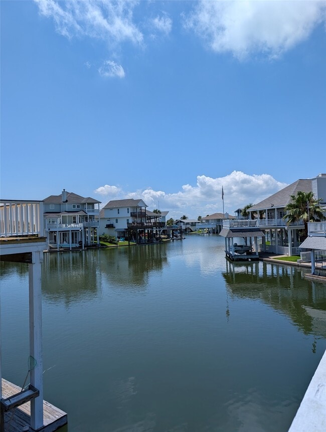 Building Photo - 16528 Tortuga Way