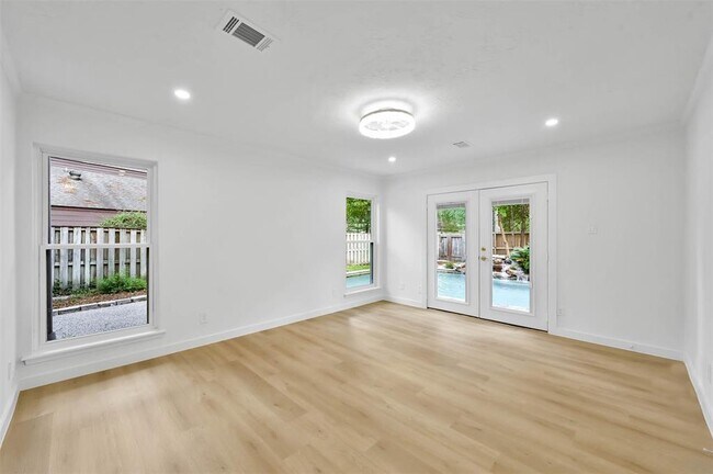 Building Photo - 11612 Timberwild St