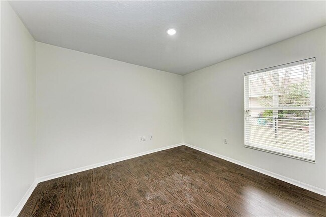 Building Photo - 3219 58th Terrace E