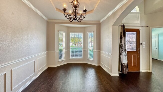 Building Photo - 2126 Hunt Club Trail