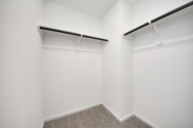 Building Photo - 6770 Bertner Ave