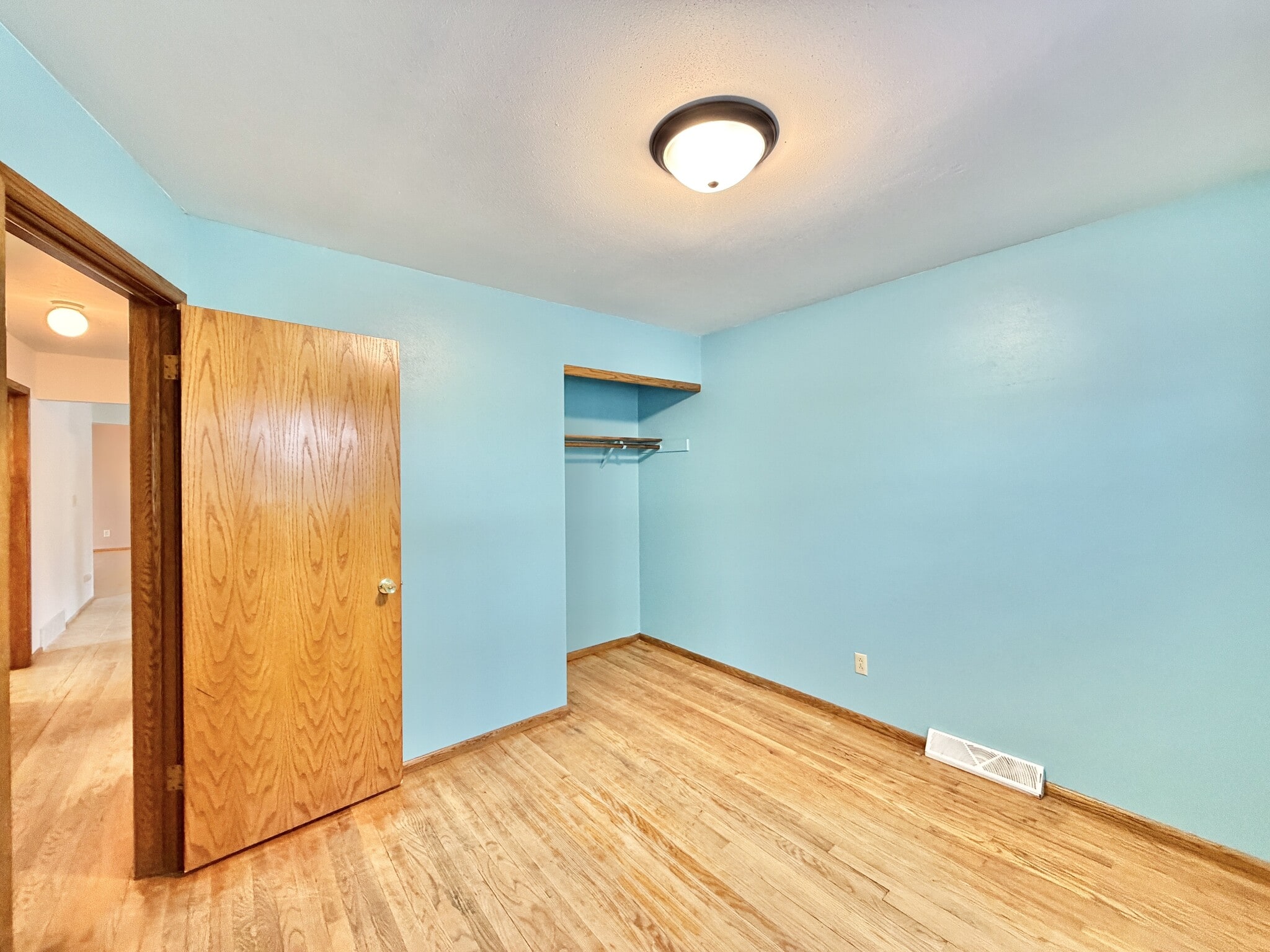 Building Photo - 1834 S Crosby Ave