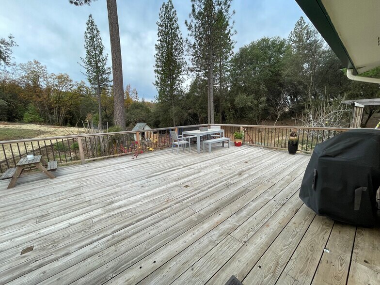 Building Photo - 17497 Shoshoni Trail Ct