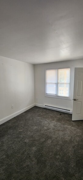 Building Photo - 197 Roosevelt St