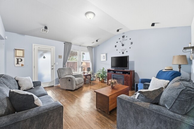 Building Photo - 15208 E 108th Pl N