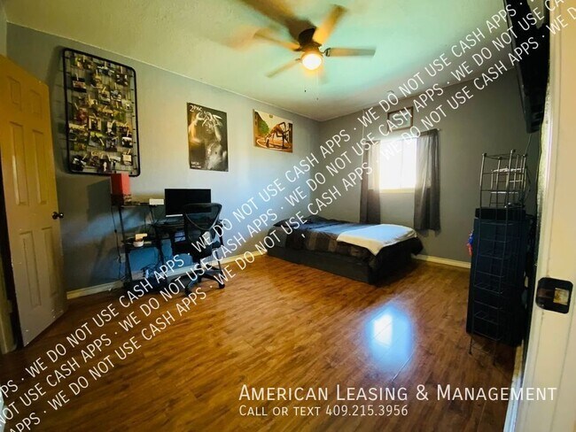 Building Photo - 4820 Edgewood Ln