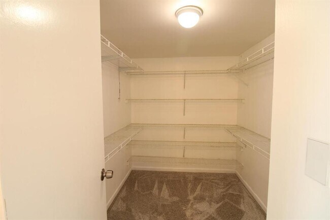 Building Photo - 3900 Galt Ocean Dr