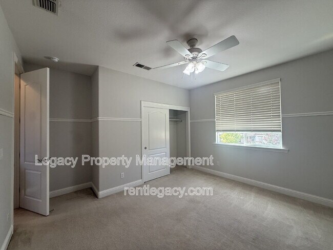 Building Photo - 8843 Latigo Ct