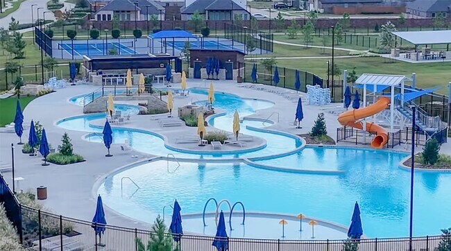 Building Photo - 6015 Mocha Palms Dr