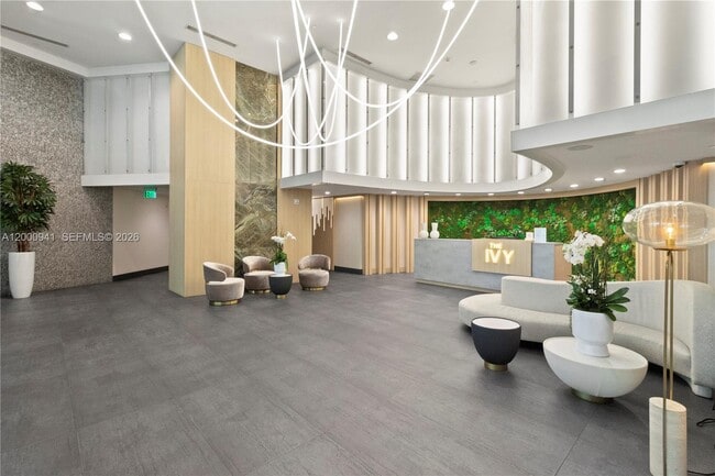 Building Photo - 90 SW 3rd St