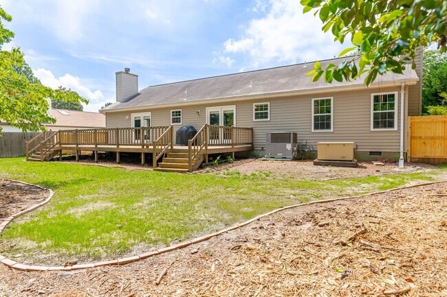Building Photo - Beautiful Newport News Home
