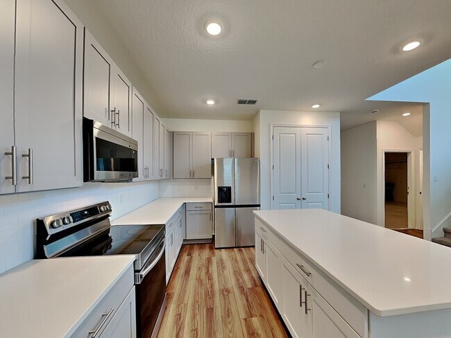 Building Photo - 2046 Derwent Dr
