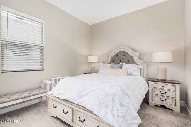 Building Photo - 1882 N 140th Dr